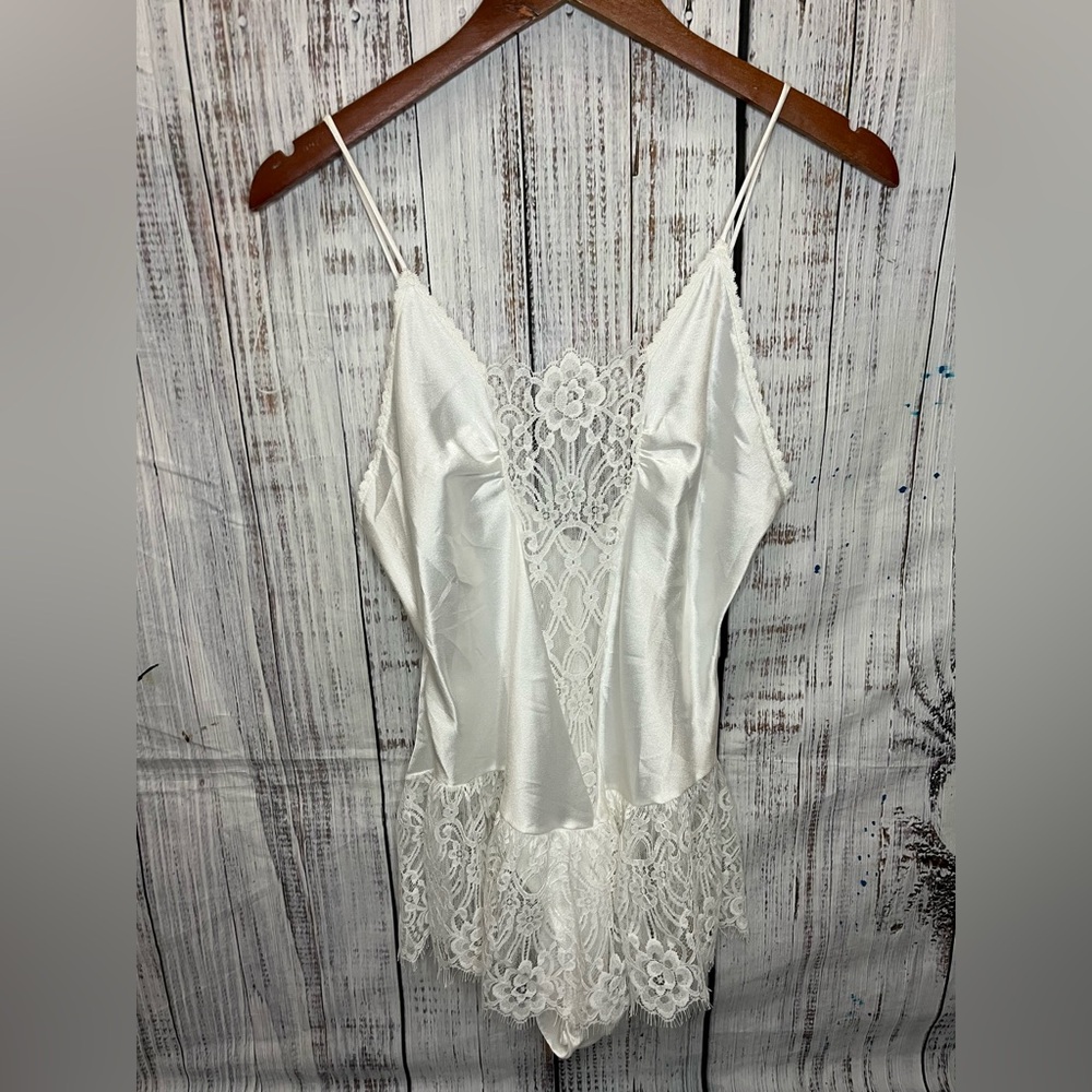 Ralph Montenero Ballerina Inspired Skirted Teddy Satin & Lace Teddy Lingerie M